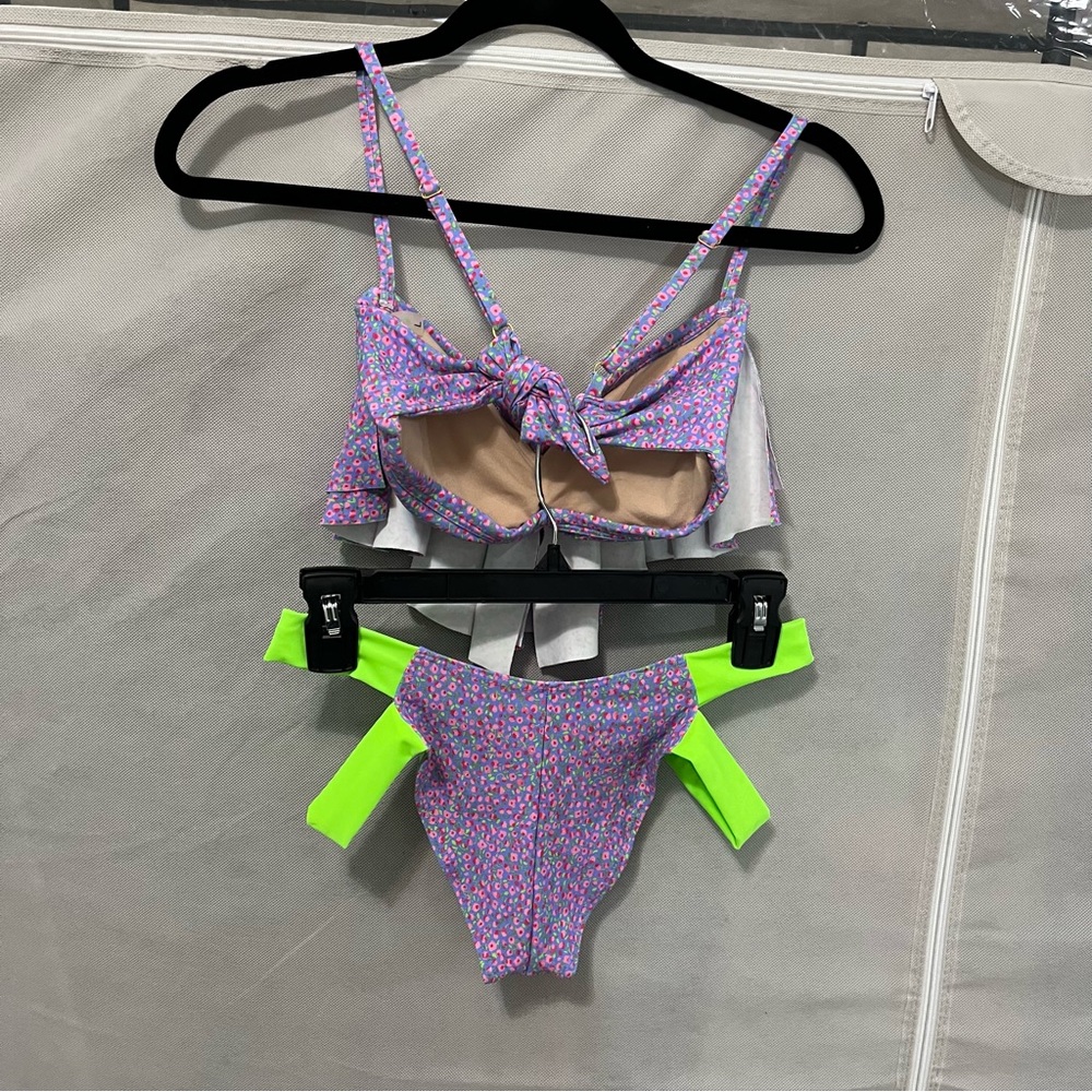 Montce Swim Set - Picture 3 of 6